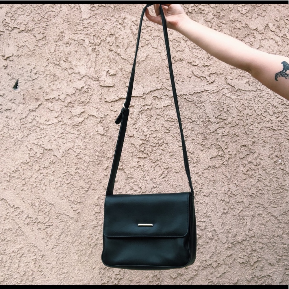 ::SOLD:: Black messenger bag